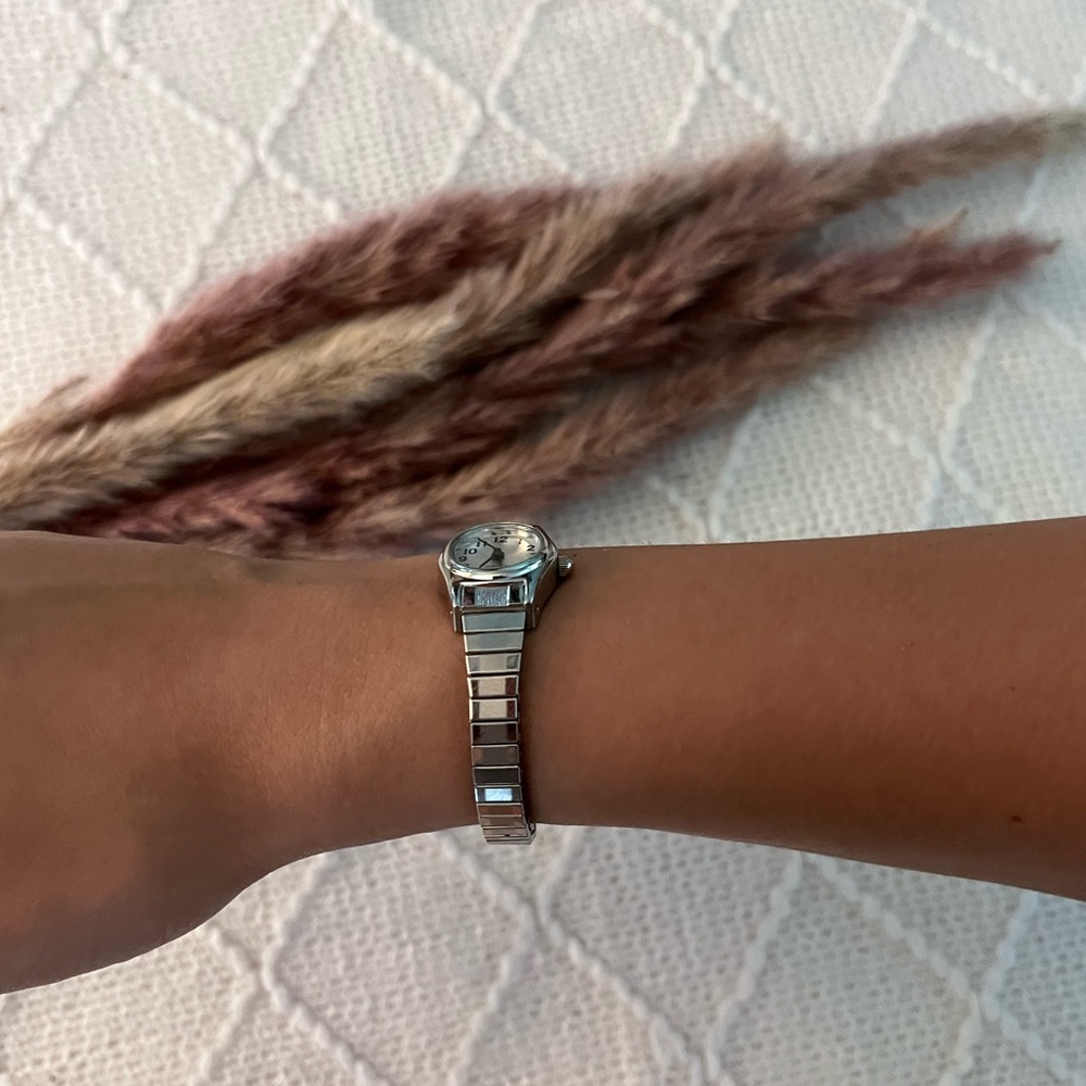 Vintage Silver Quartz Bracelet Watch‎ - Picture 8 of 8